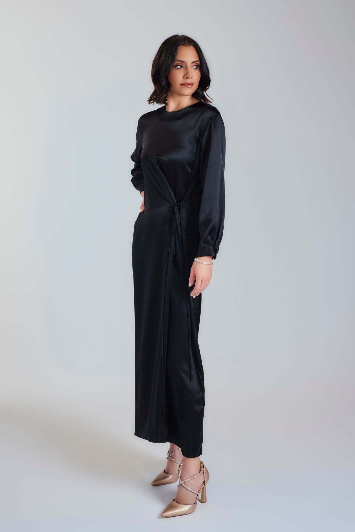 Satin Relaxed Fit Maxi Dress - Black - Olivvi World