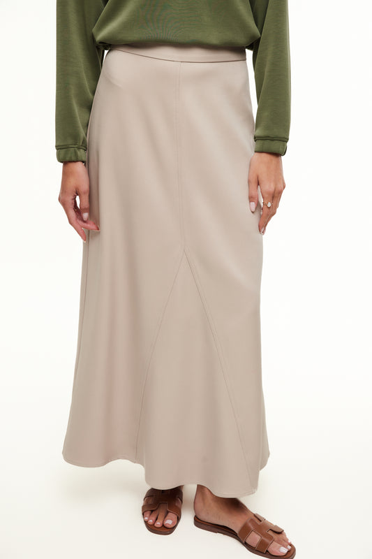 Raven Skirt, Beige - Olivvi World