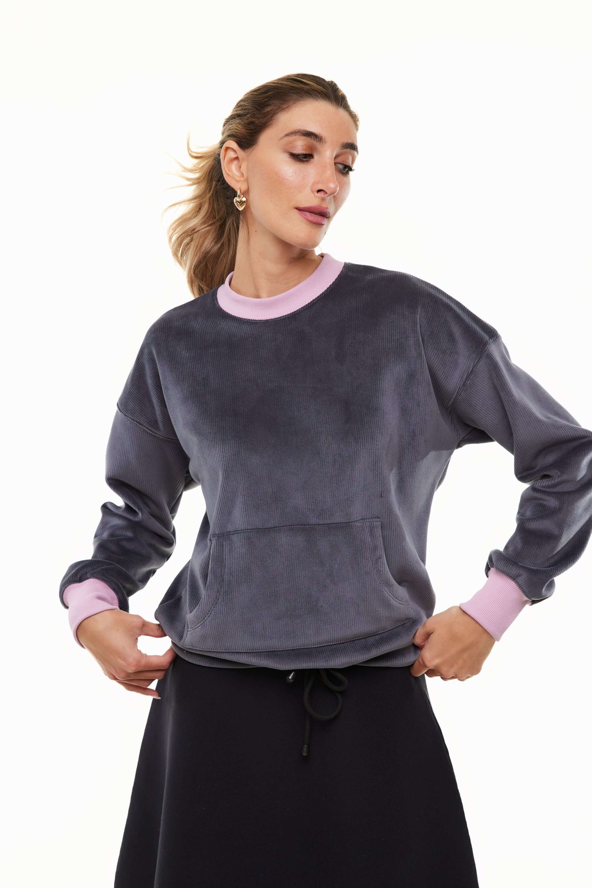 Autumn Contrast Women’s Sweater, Charcoal/Pink – Olivvi World