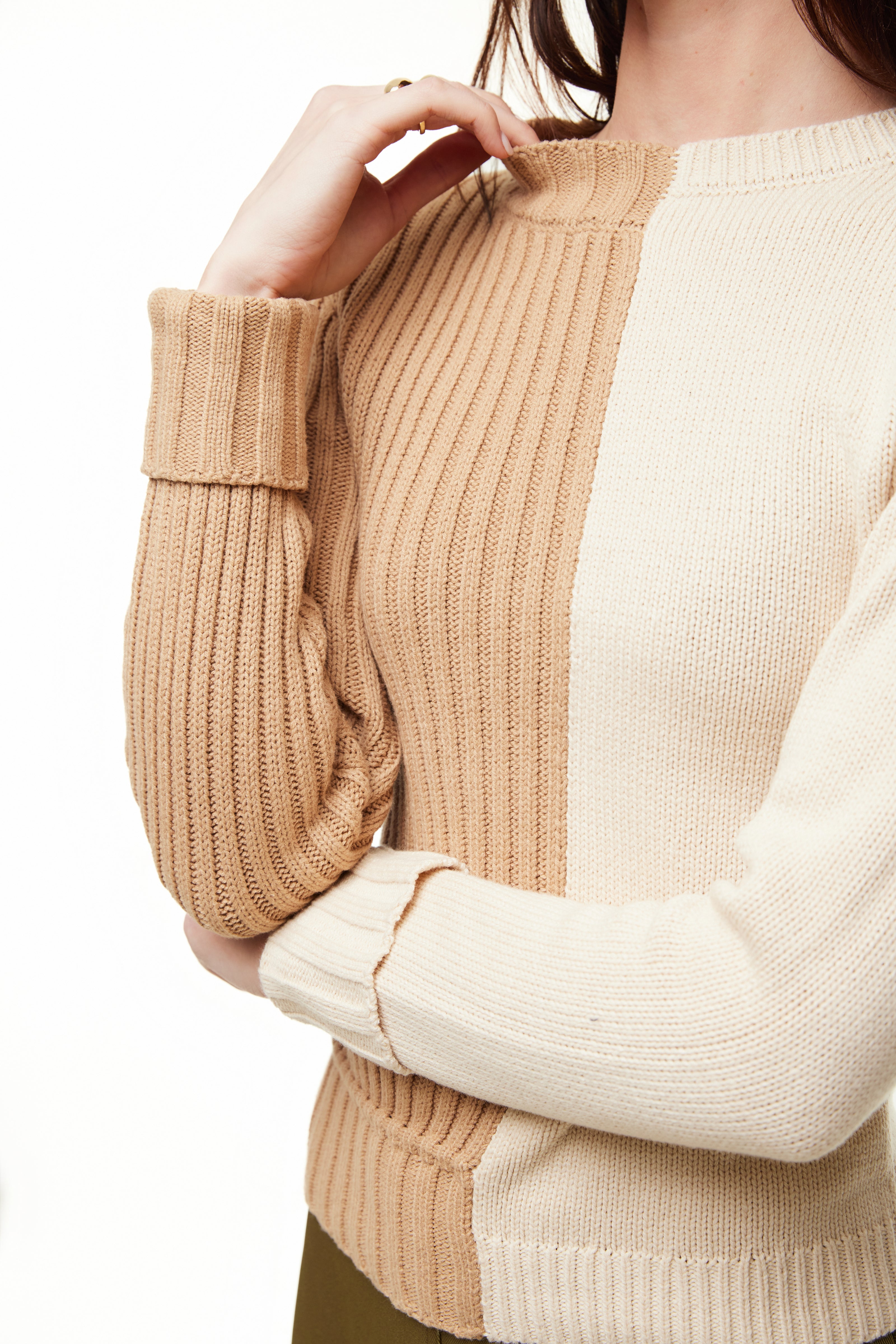 Chunky 2-Tone Women’s Sweater, Camel/Beige – Olivvi World