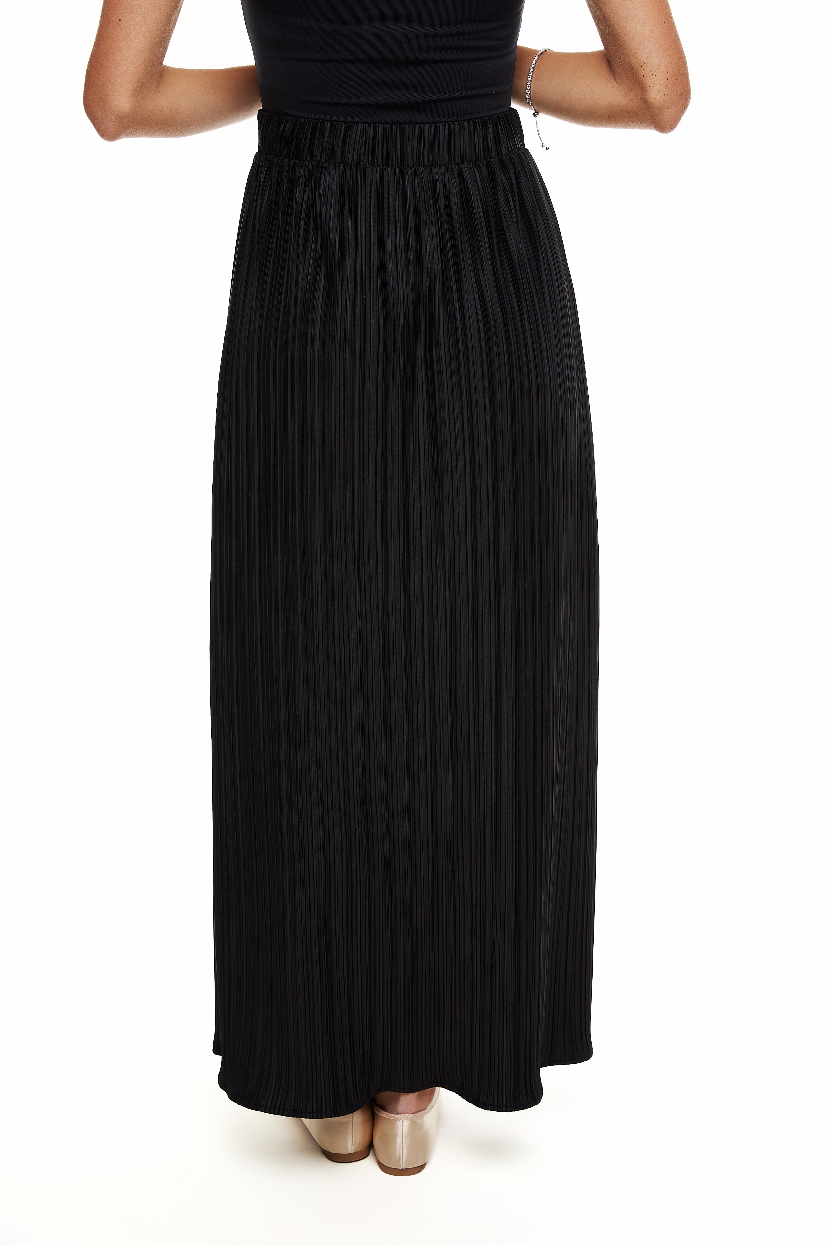 Eve Cupro Skirt, Obsidian Black – Olivvi World