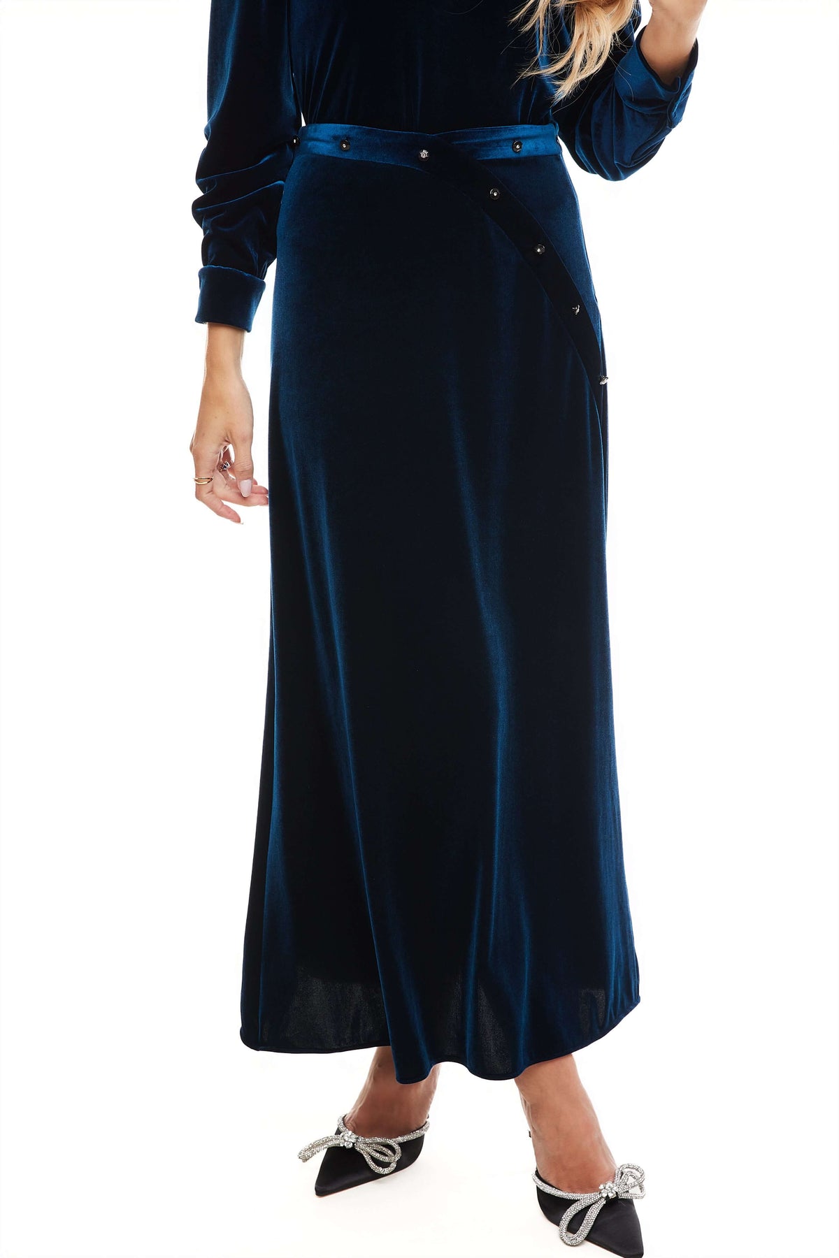 Liv Velvet Maxi Skirt, Indigo – Olivvi World